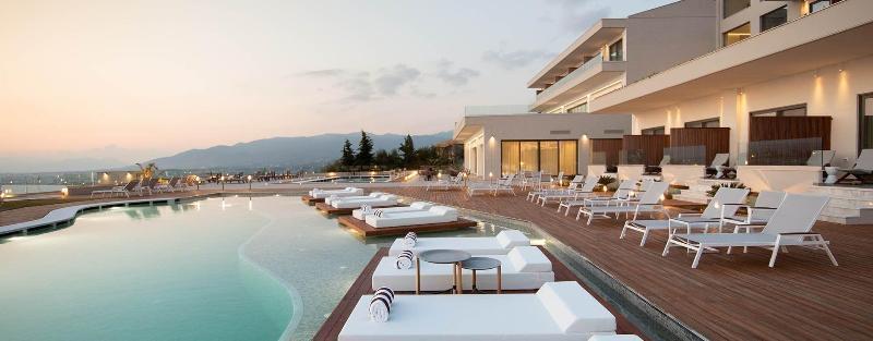 Messinian Icon Hotel & Suites 칼라마타 외부 사진